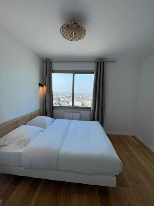 Penthouse / 2 Bedrooms In City Center Of אנז'ה מראה חיצוני תמונה
